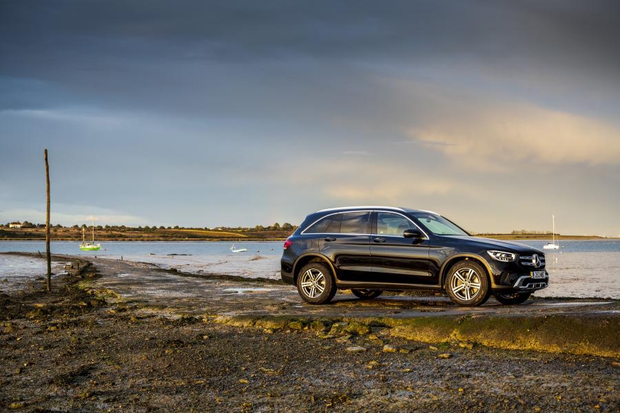  Mercedes-Benz GLC220 d 4Matic (X253) 2019 года  (UK) (фото 43 из 89)